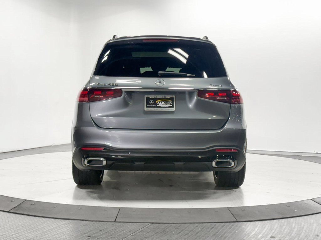 Used 2024 Mercedes-Benz GLS 450 4MATIC image 31