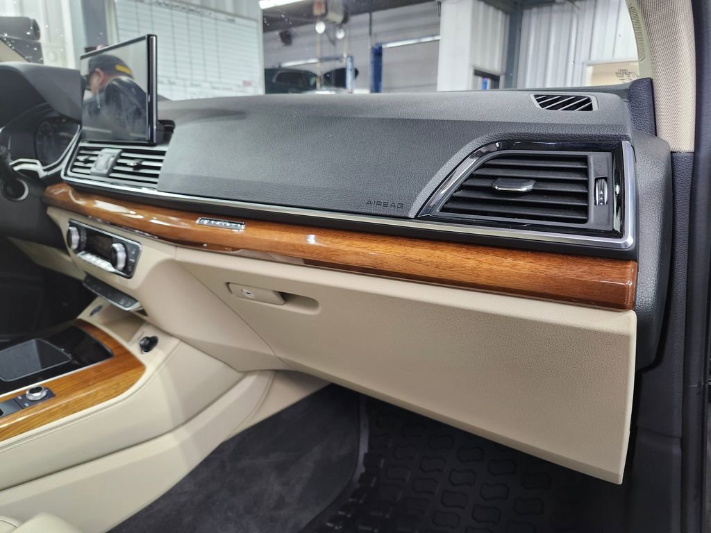 Certified 2023 Audi Q5 e Premium Plus w/ Premium Plus Package image 14