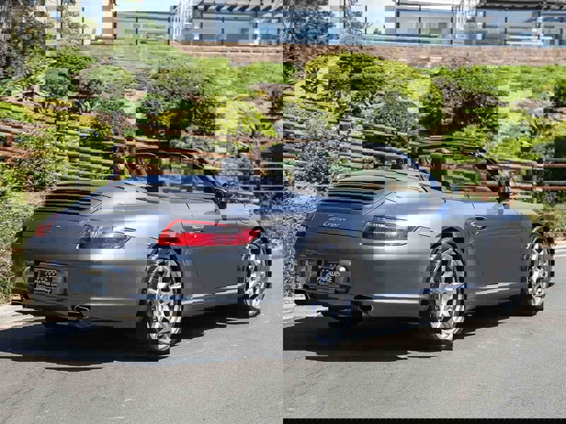 Used 2005 Porsche 911 Carrera image 8