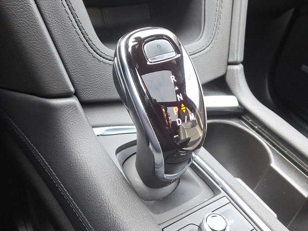 Certified 2025 Cadillac XT5 Premium Luxury w/ LPO, Floor Liner Package image 16