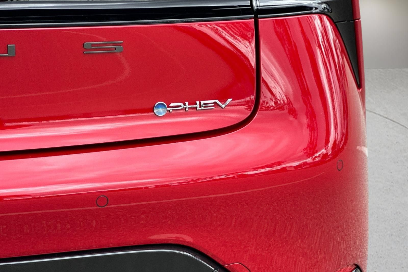 New 2026 Toyota Prius Plug-In Hybrid FWD image 32