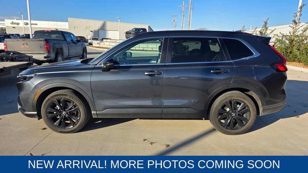 Certified 2023 Honda CR-V Sport Touring image 2