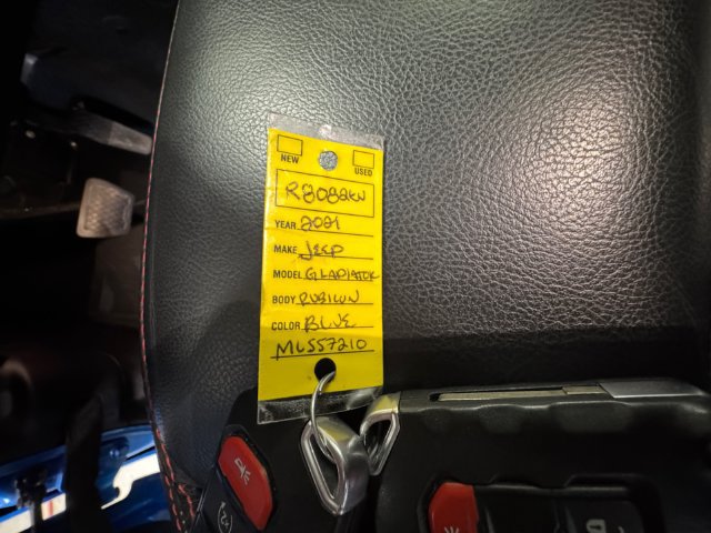 Used 2021 Jeep Gladiator Rubicon AWD/4WD image 29