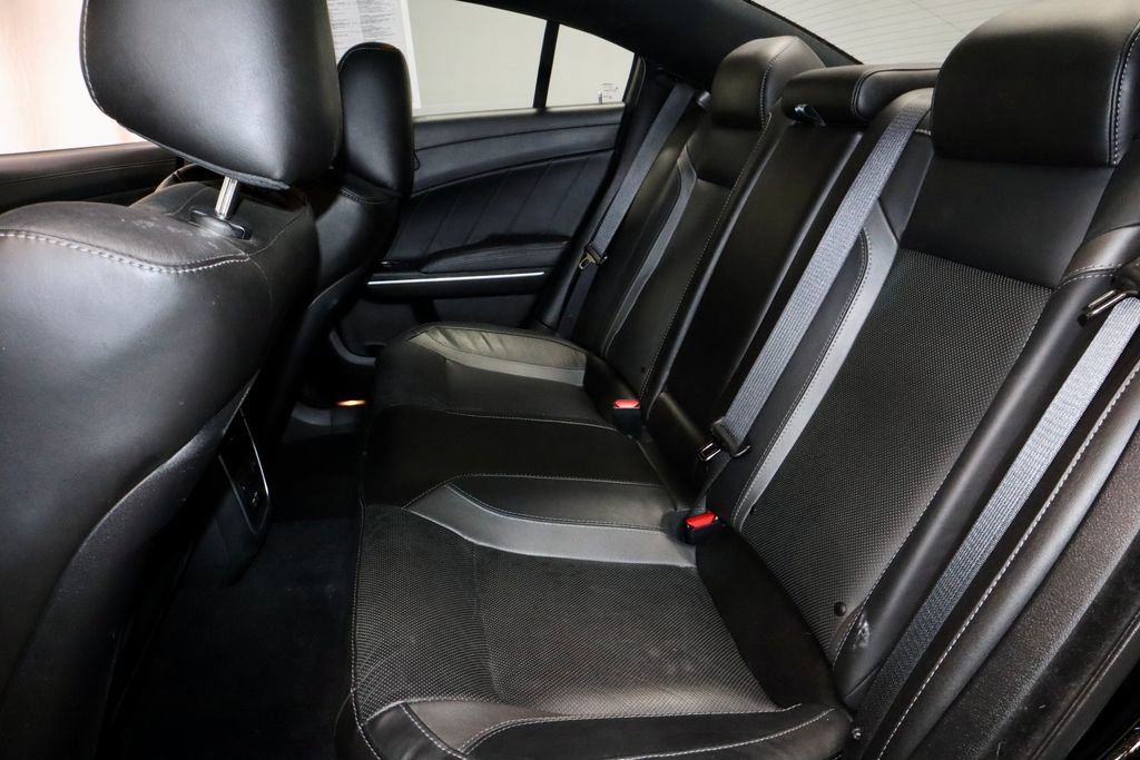Used 2022 Dodge Charger SXT w/ Plus Group RWD image 22