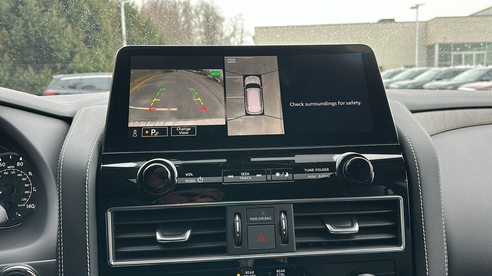 Certified 2024 INFINITI QX80 Premium Select w/ Cargo Package image 21