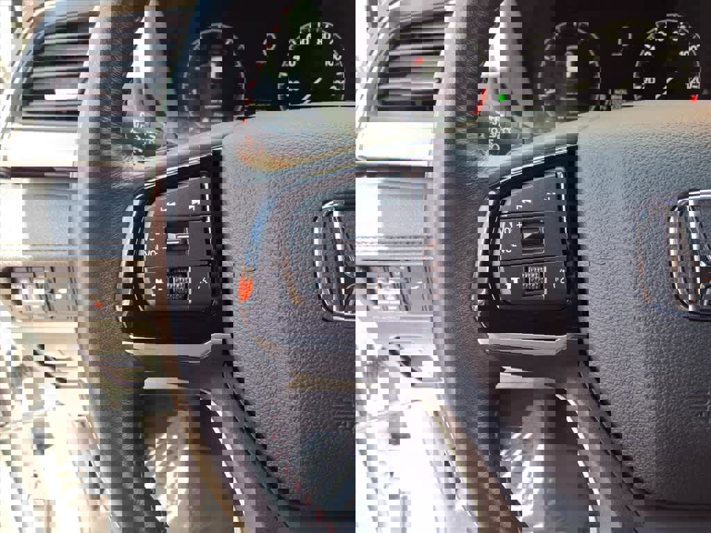 Used 2025 Honda Odyssey Sport-L image 10