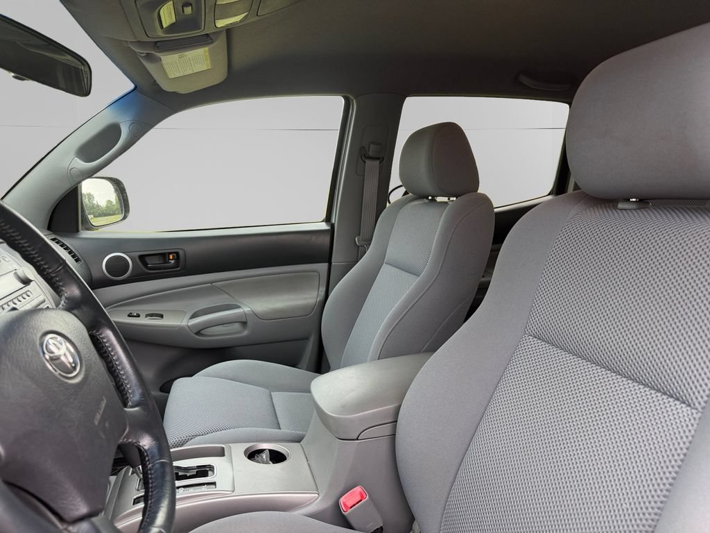 Used 2007 Toyota Tacoma PreRunner RWD image 9