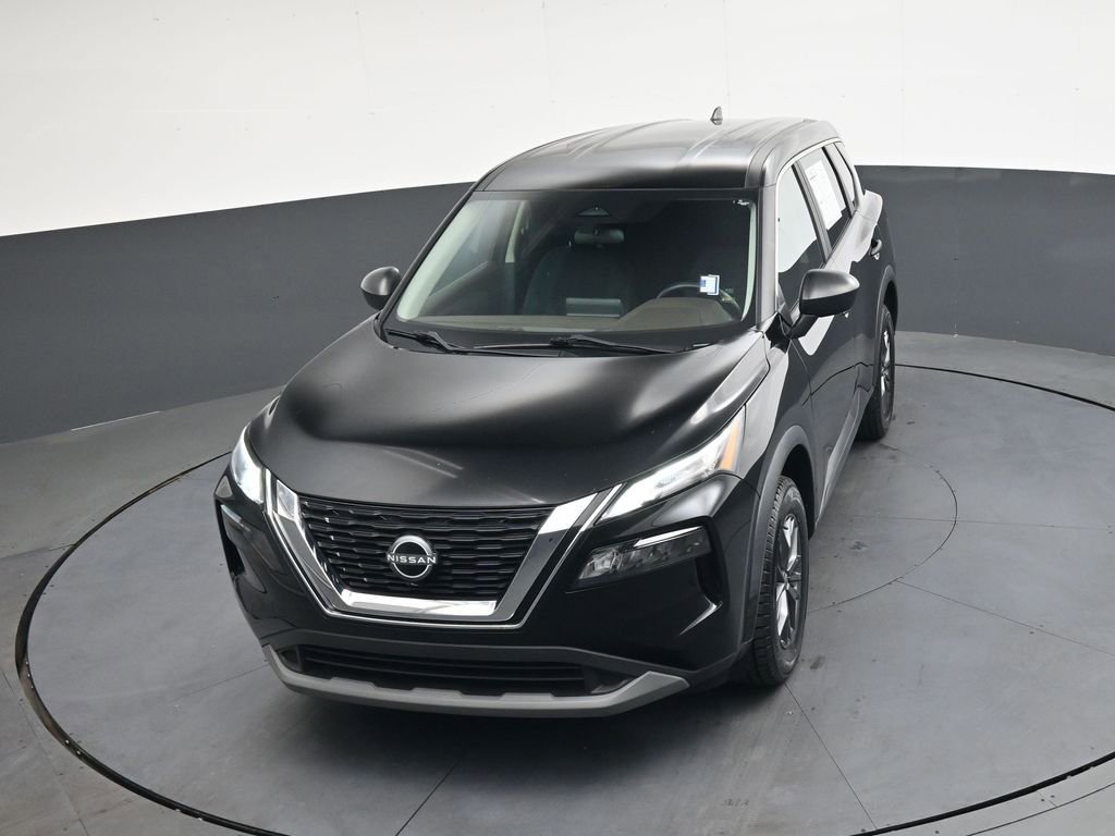 Used 2023 Nissan Rogue S image 36