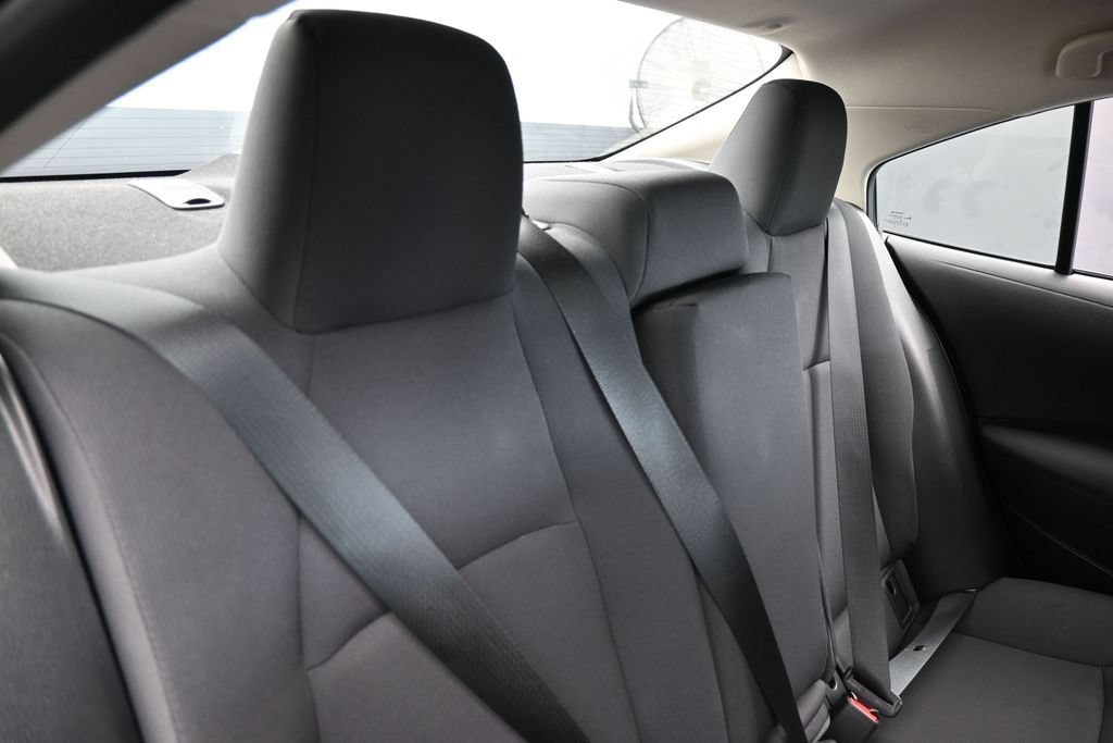 Used 2024 Toyota Corolla LE FWD image 31