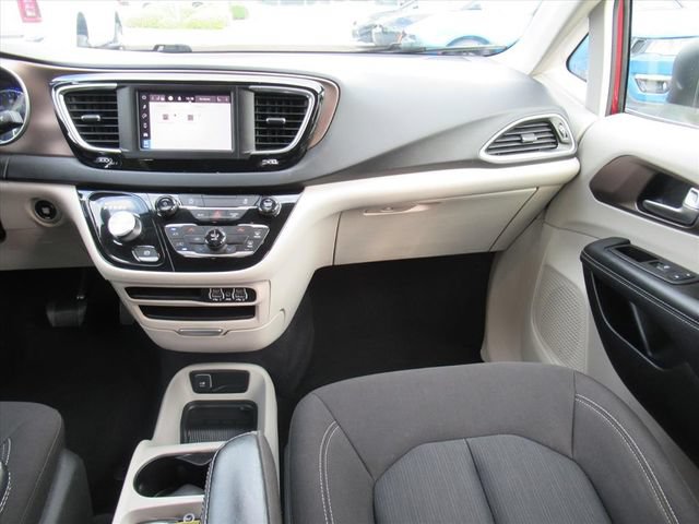 Certified 2023 Chrysler Voyager LX FWD image 14