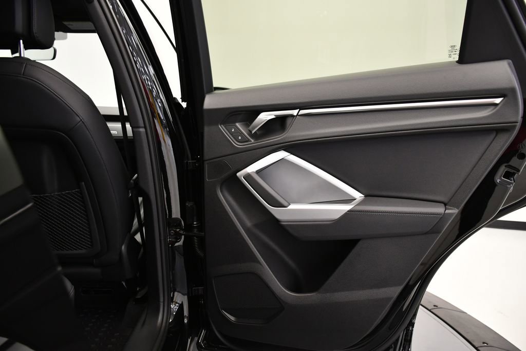 Used 2025 Audi Q3 2.0T Premium w/ Convenience Package AWD/4WD image 51