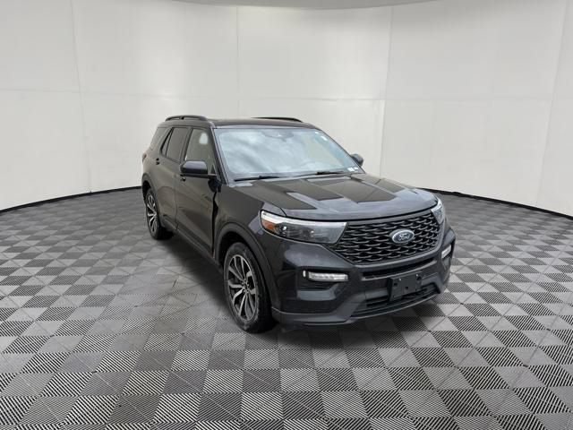 Used 2022 Ford Explorer ST-Line w/ Class IV Trailer Tow Package AWD/4WD image 3
