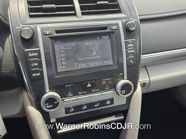 Used 2014 Toyota Camry LE FWD image 20