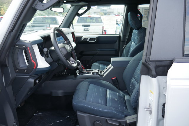 New 2026 Ford Bronco Heritage Edition AWD/4WD image 2