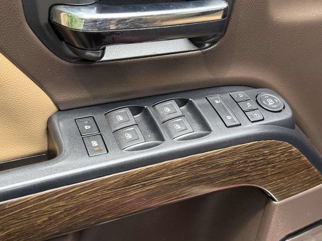 Used 2018 GMC Sierra 2500 Denali w/ Duramax Plus Package AWD/4WD image 10