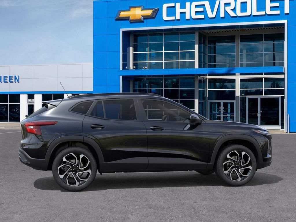 New 2026 Chevrolet Trax RS w/ Driver Confidence Package FWD image 5