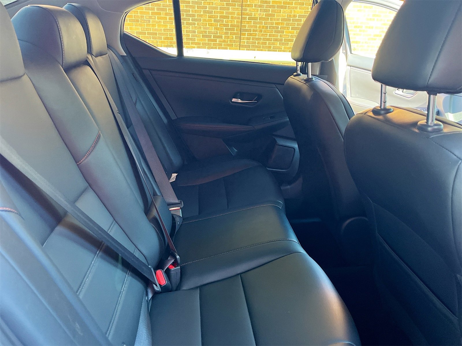 Used 2024 Nissan Sentra SR w/ SR Premium Package image 27