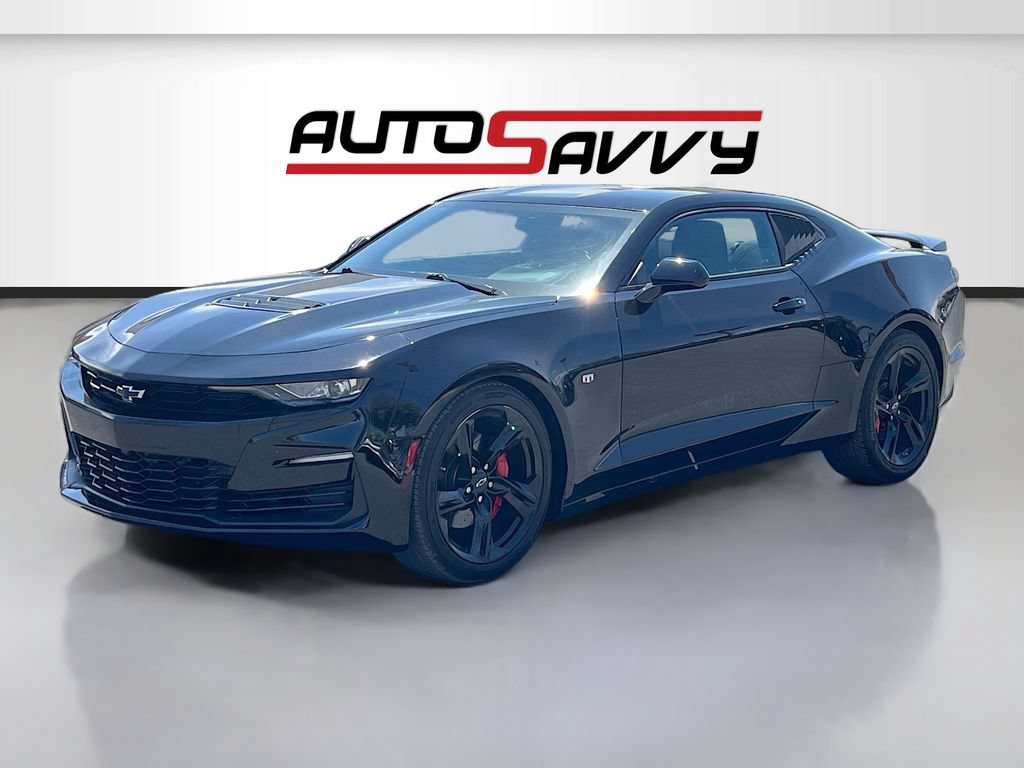 Used 2021 Chevrolet Camaro SS RWD image 3