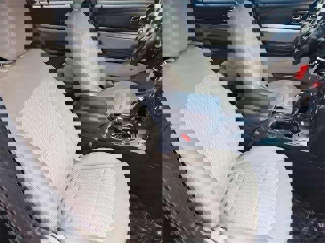 Used 2019 Ford Explorer FWD image 16