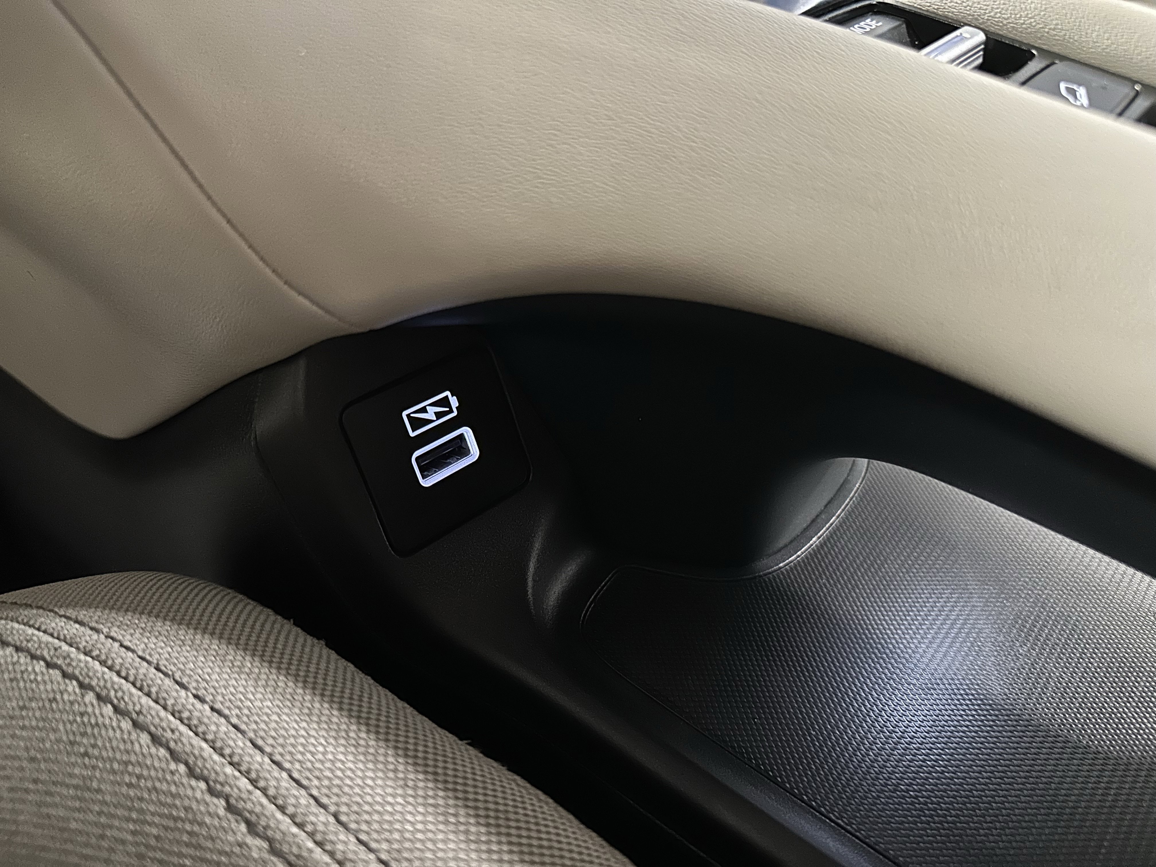 Used 2023 Honda HR-V LX image 14