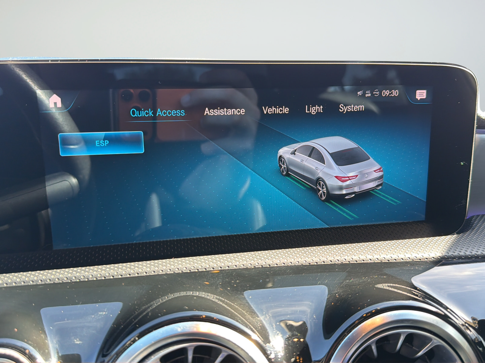 Used 2022 Mercedes-Benz CLA 250 image 25