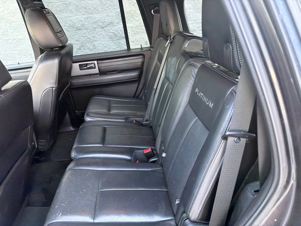 Used 2016 Ford Expedition Platinum AWD/4WD image 10