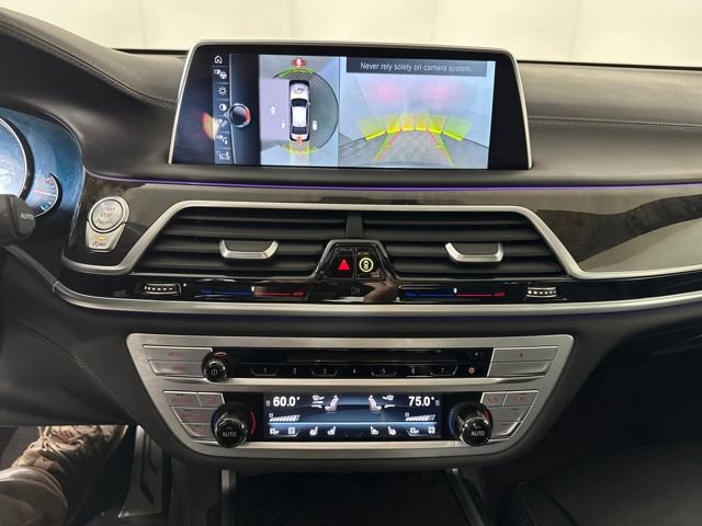 Used 2017 BMW 750i xDrive image 22