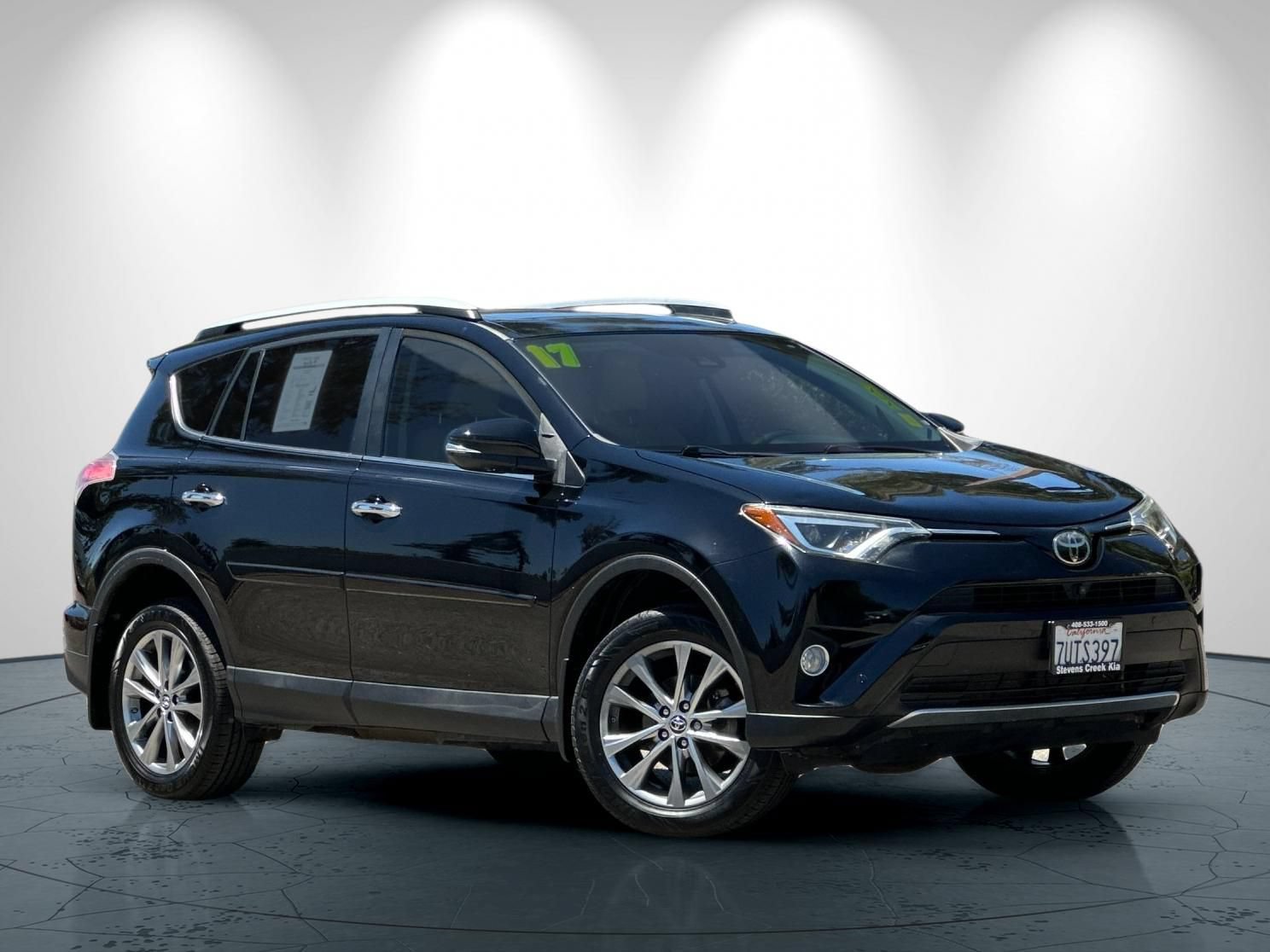 Used 2016 Toyota RAV4 Limited w/ Advanced Technology Package FWD image 2
