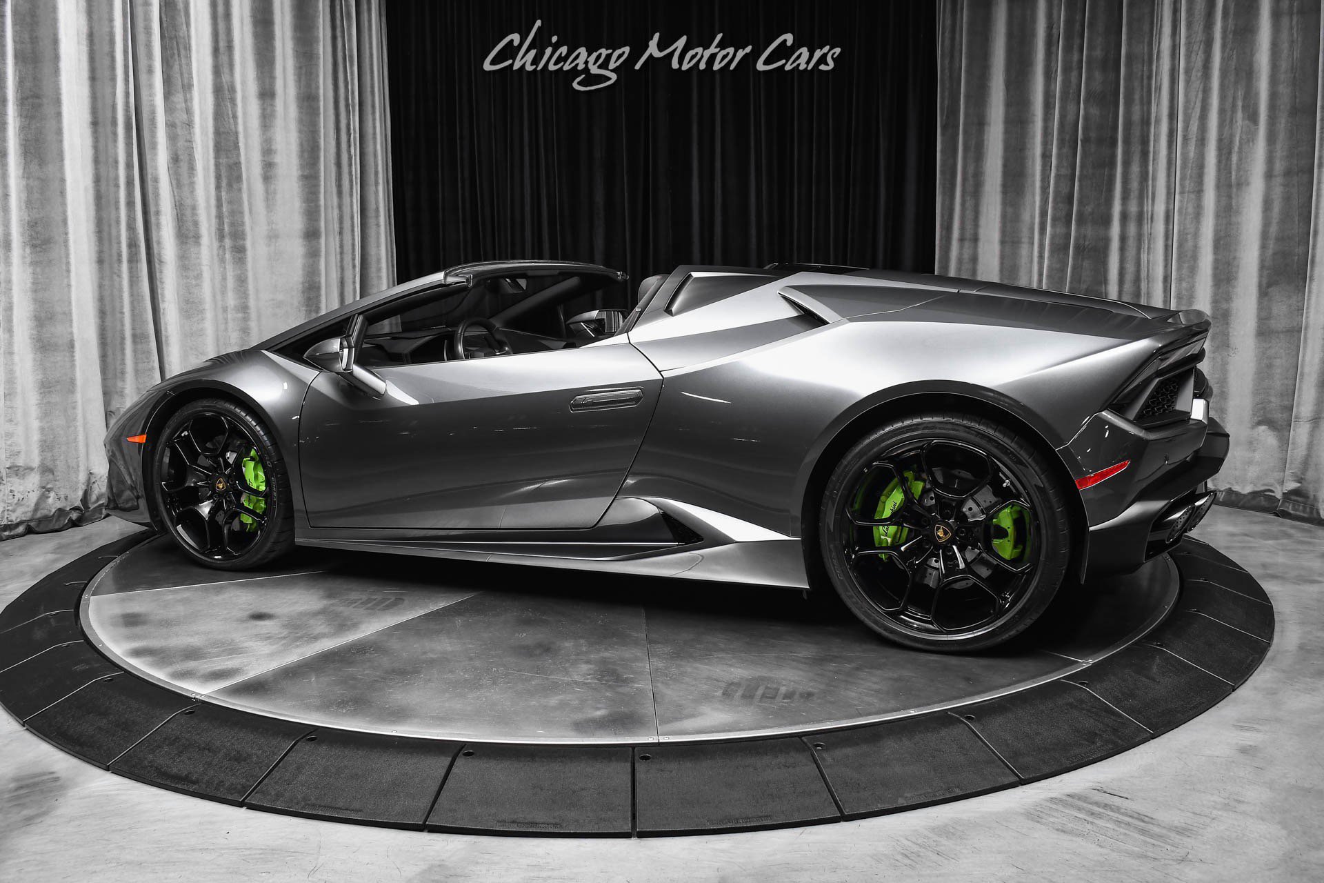 Used 2019 Lamborghini Huracan LP 580-2 RWD image 3