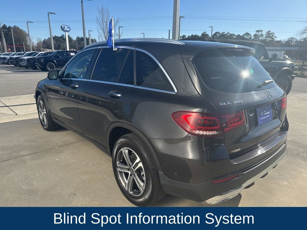 Used 2022 Mercedes-Benz GLC 300 image 5