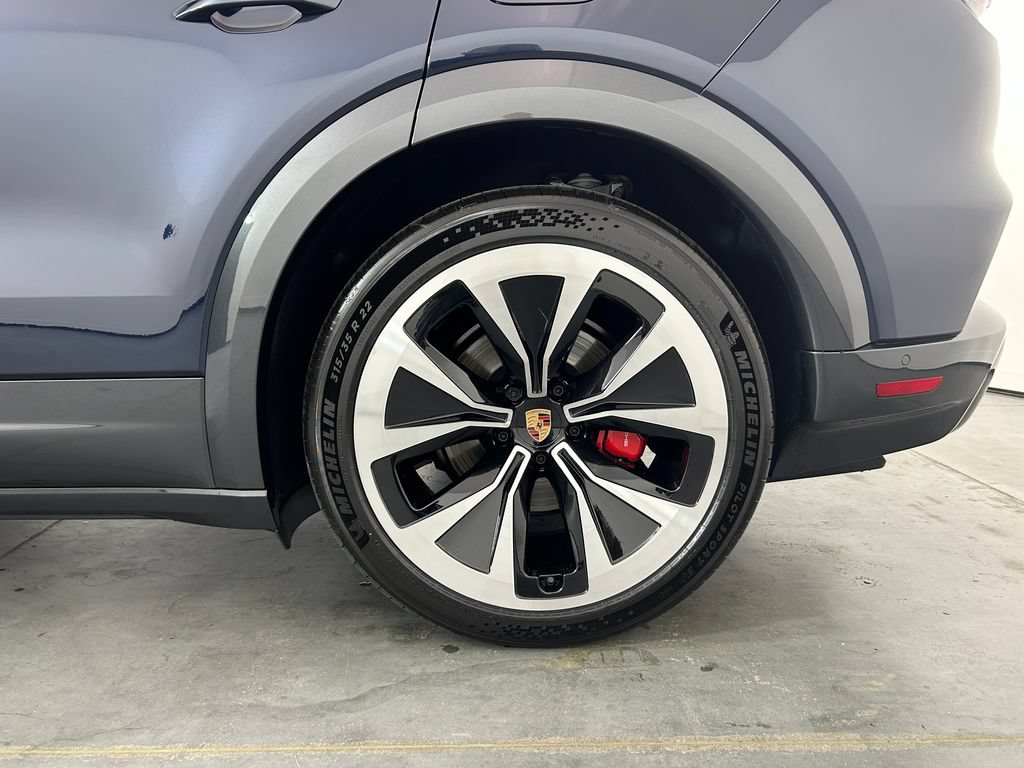 New 2026 Porsche Cayenne S AWD/4WD image 11