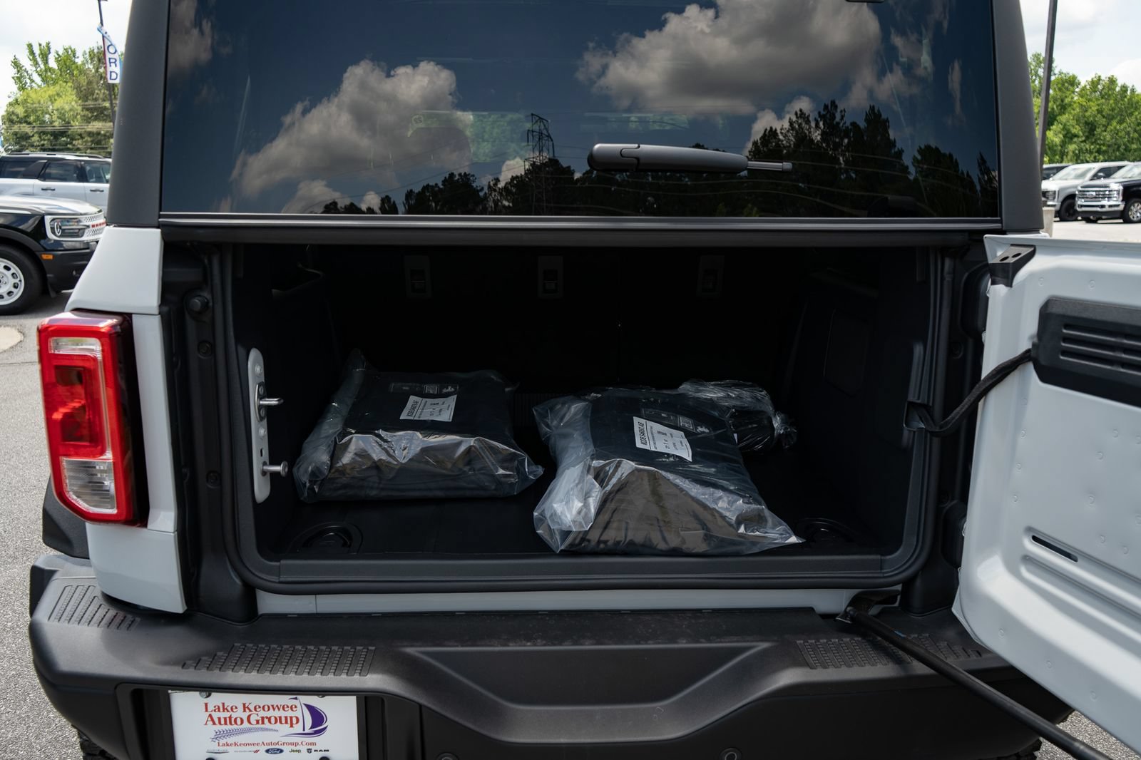 New 2026 Ford Bronco Big Bend w/ Black Diamond Package AWD/4WD image 9