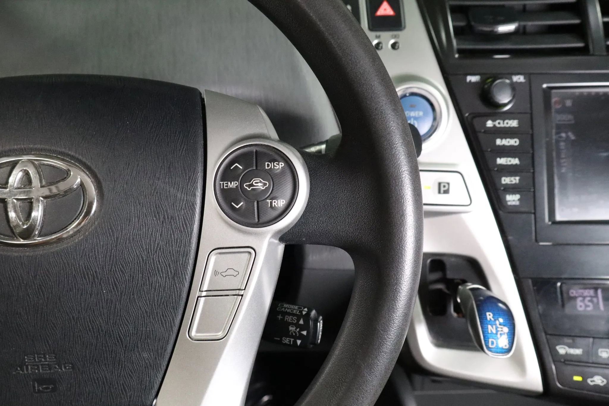 Used 2012 Toyota Prius V Five image 21