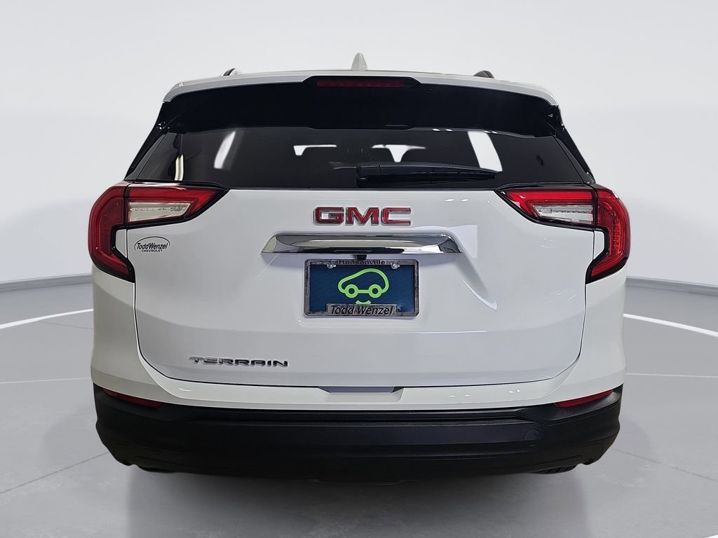 Certified 2024 GMC Terrain SLE w/ Driver Convenience Package FWD image 5