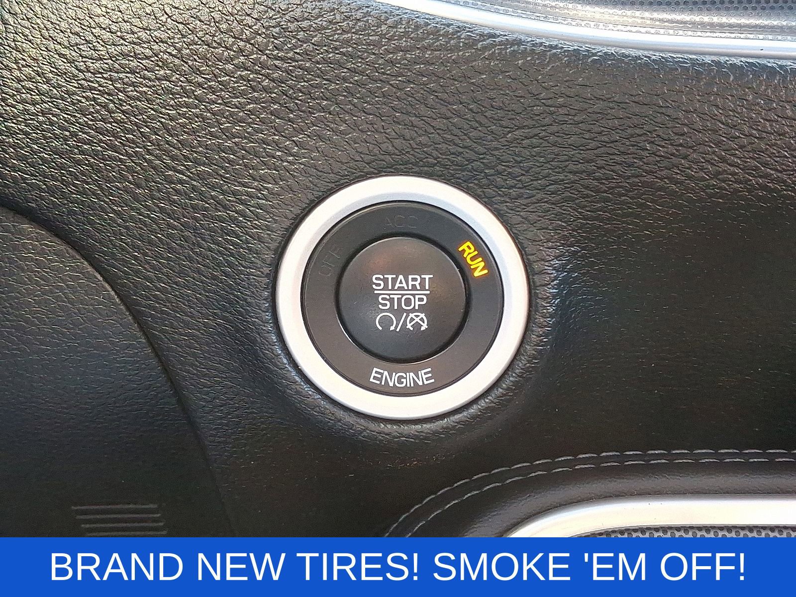 Used 2016 Dodge Challenger R/T Scat Pack w/ Leather Interior Group image 26