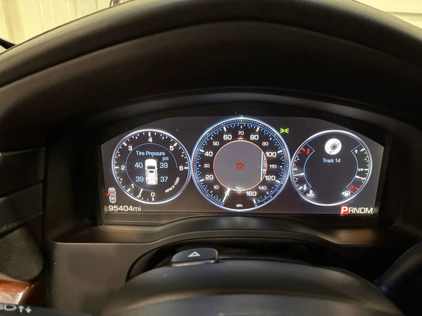 Used 2015 Cadillac Escalade ESV Luxury AWD/4WD image 26