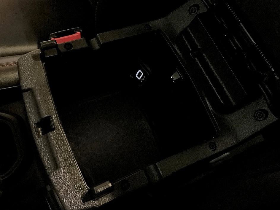 Used 2022 Jeep Gladiator Mojave w/ Cold Weather Group image 24