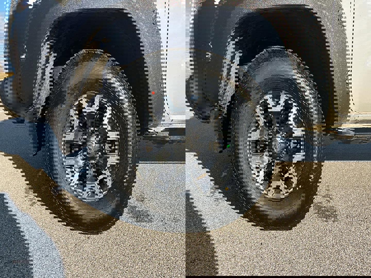 Used 2017 Toyota Tacoma SR image 9