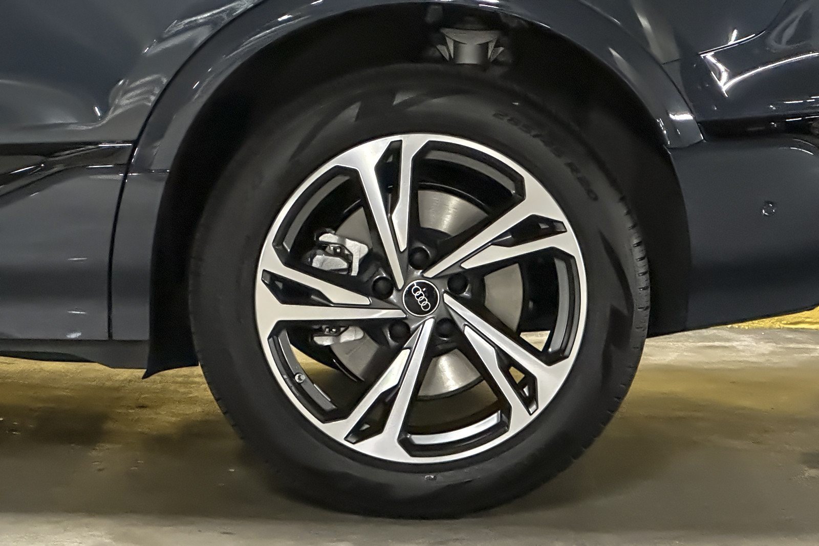 New 2027 Audi Q6 e-tron Premium Plus AWD/4WD image 23
