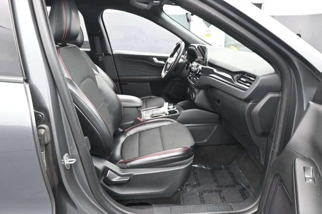 Used 2024 Ford Escape ST-Line FWD image 40