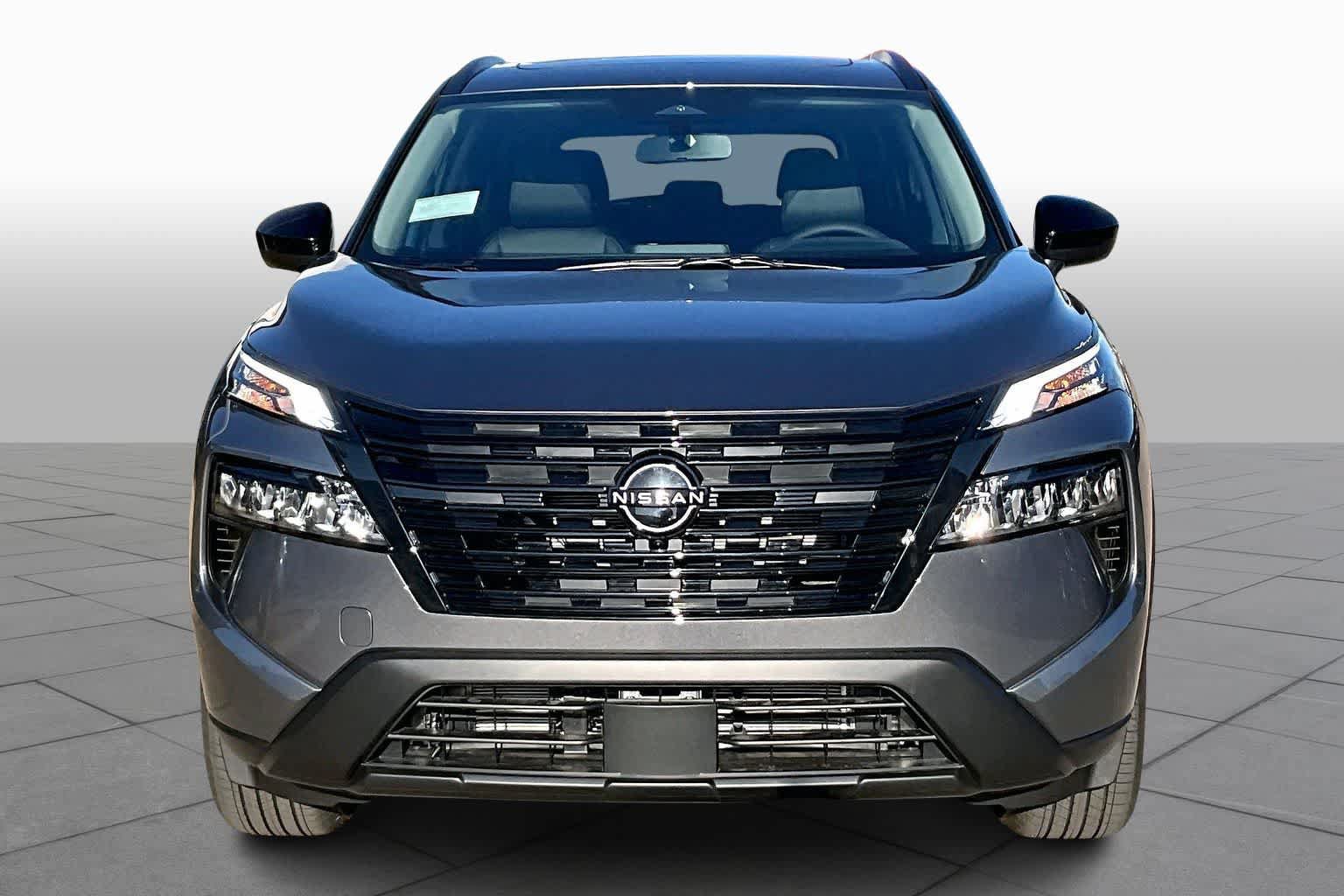 New 2026 Nissan Rogue Dark Armor AWD/4WD image 3