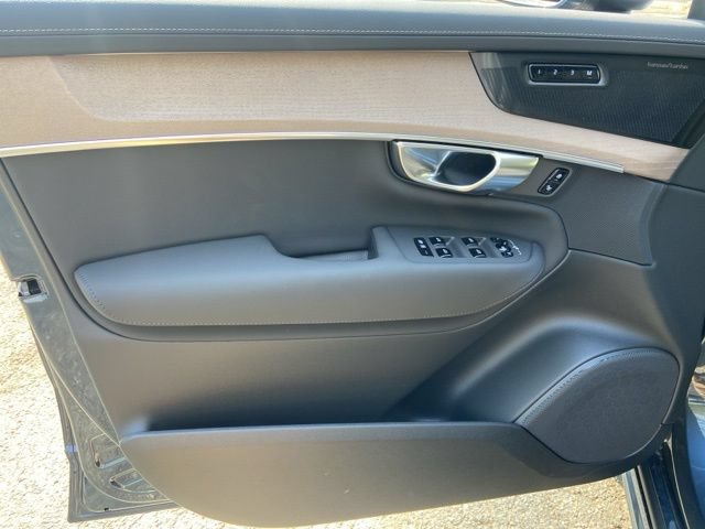 New 2026 Volvo XC90 B6 Plus AWD/4WD image 12