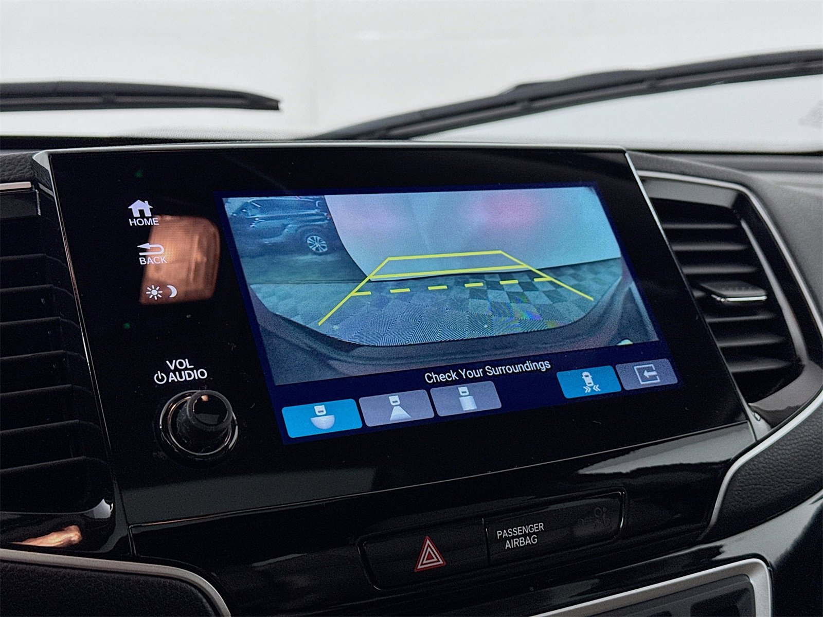 Used 2022 Honda Pilot Touring image 11