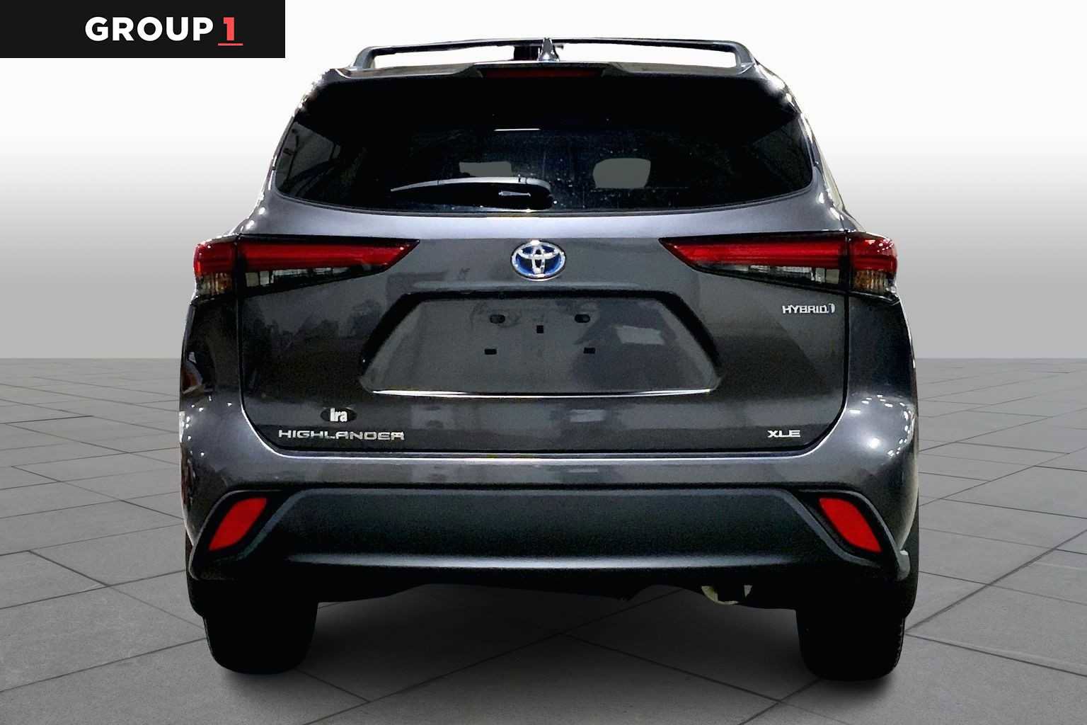 Used 2023 Toyota Highlander XLE image 5