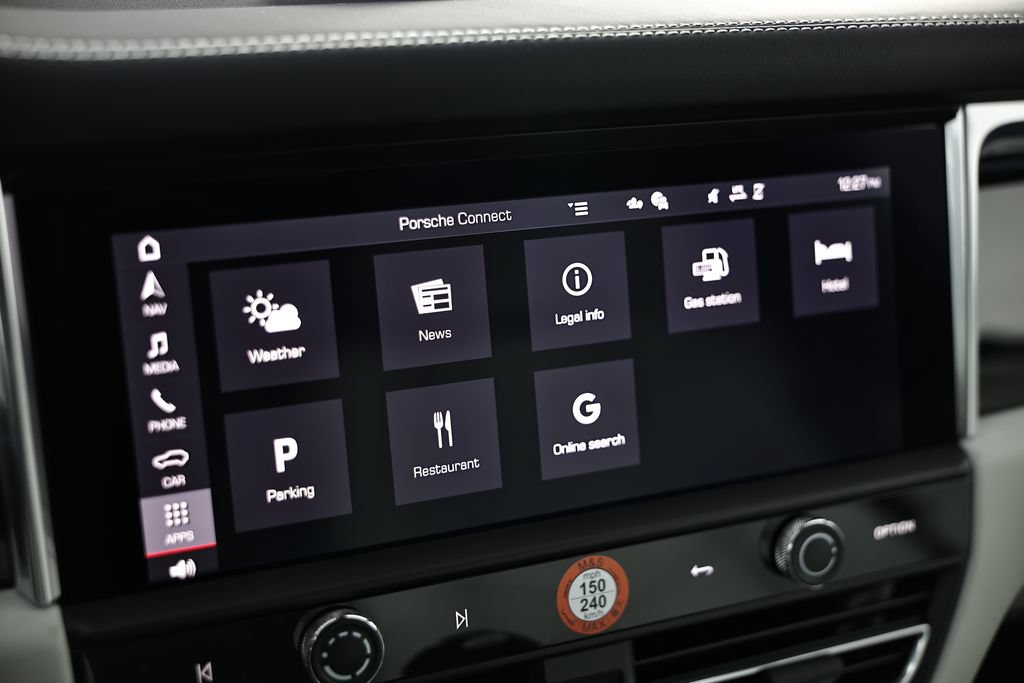 New 2026 Porsche Macan AWD/4WD image 39
