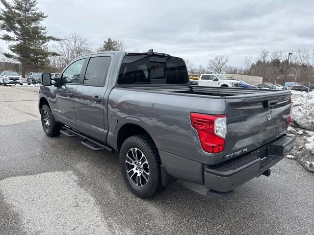 Used 2024 Nissan Titan SV w/ SV Convenience Package image 29