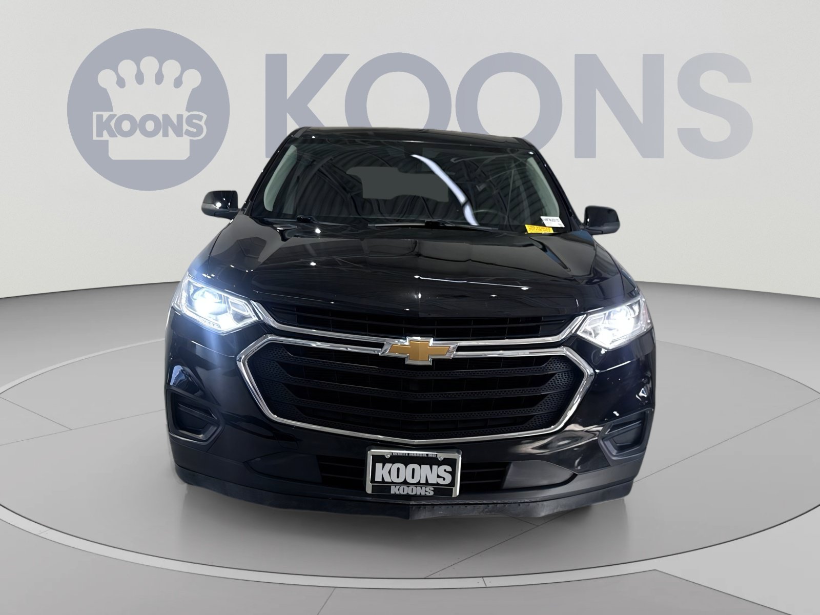 Used 2021 Chevrolet Traverse LS FWD image 4