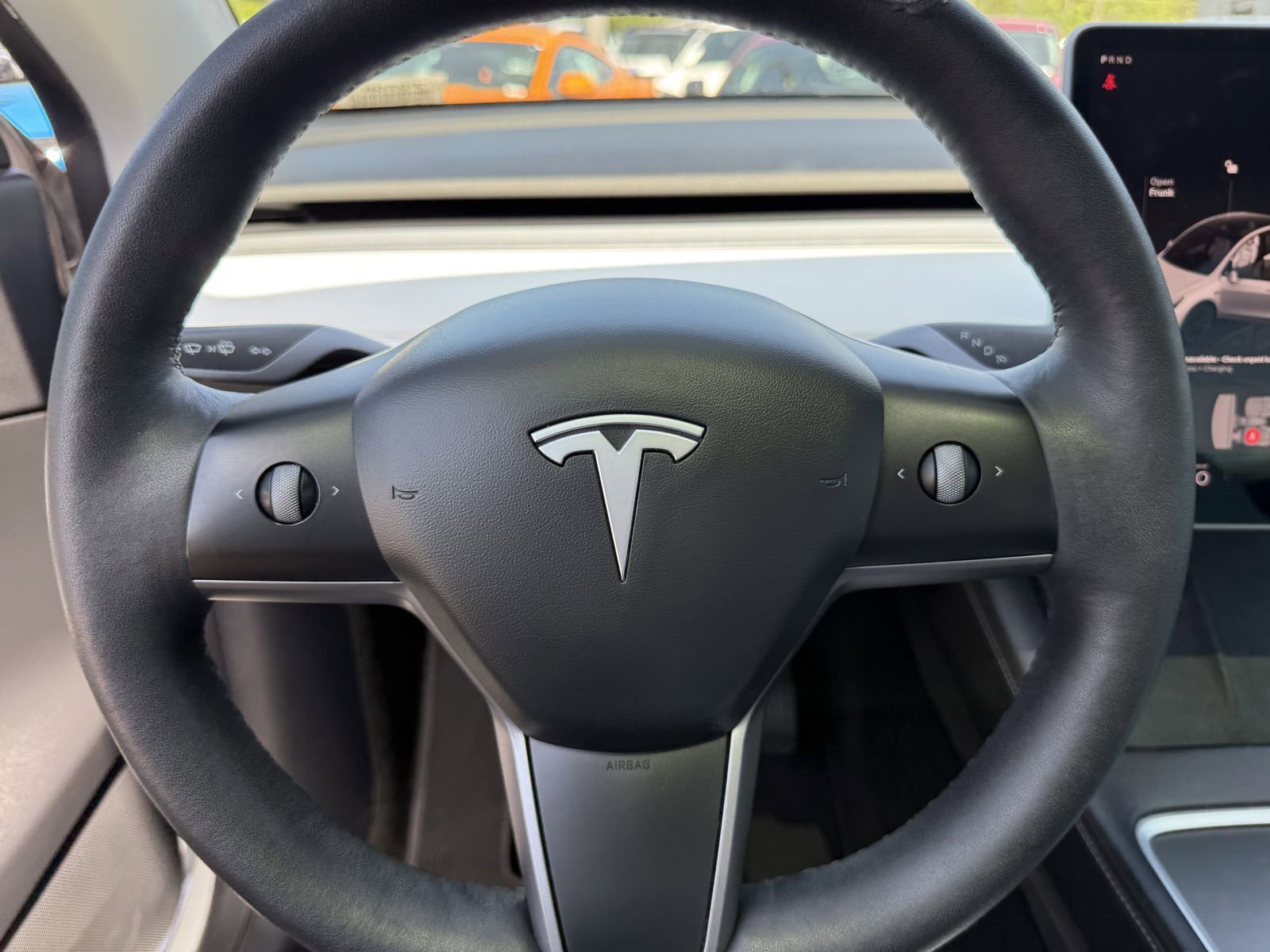 Used 2022 Tesla Model Y Long Range AWD/4WD image 32
