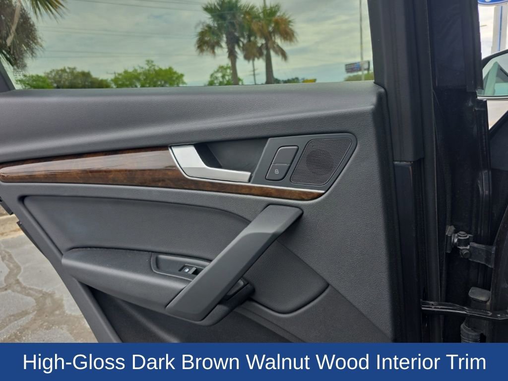 Used 2018 Audi Q5 2.0T Premium image 11