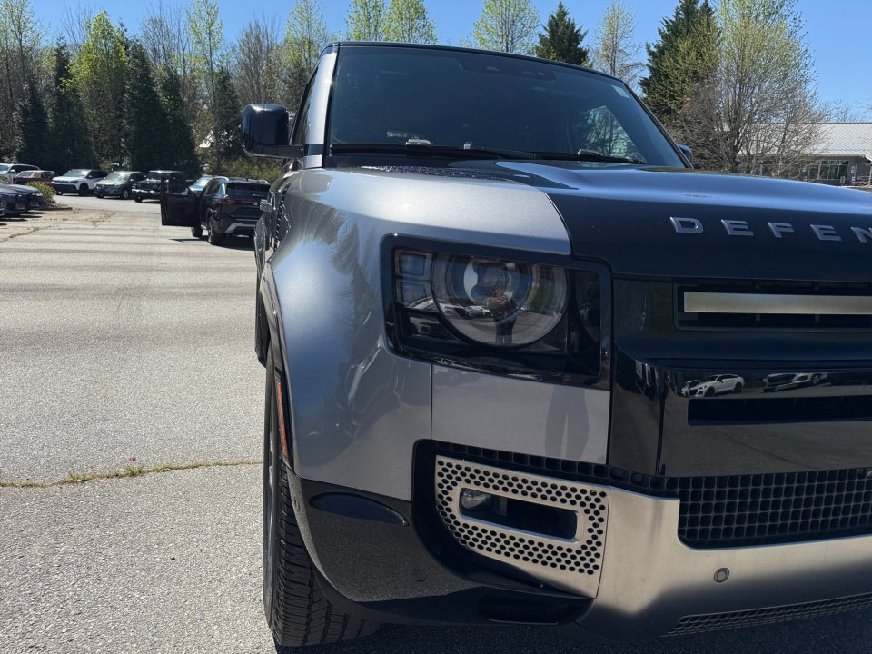 Used 2020 Land Rover Defender 110 X AWD/4WD image 28